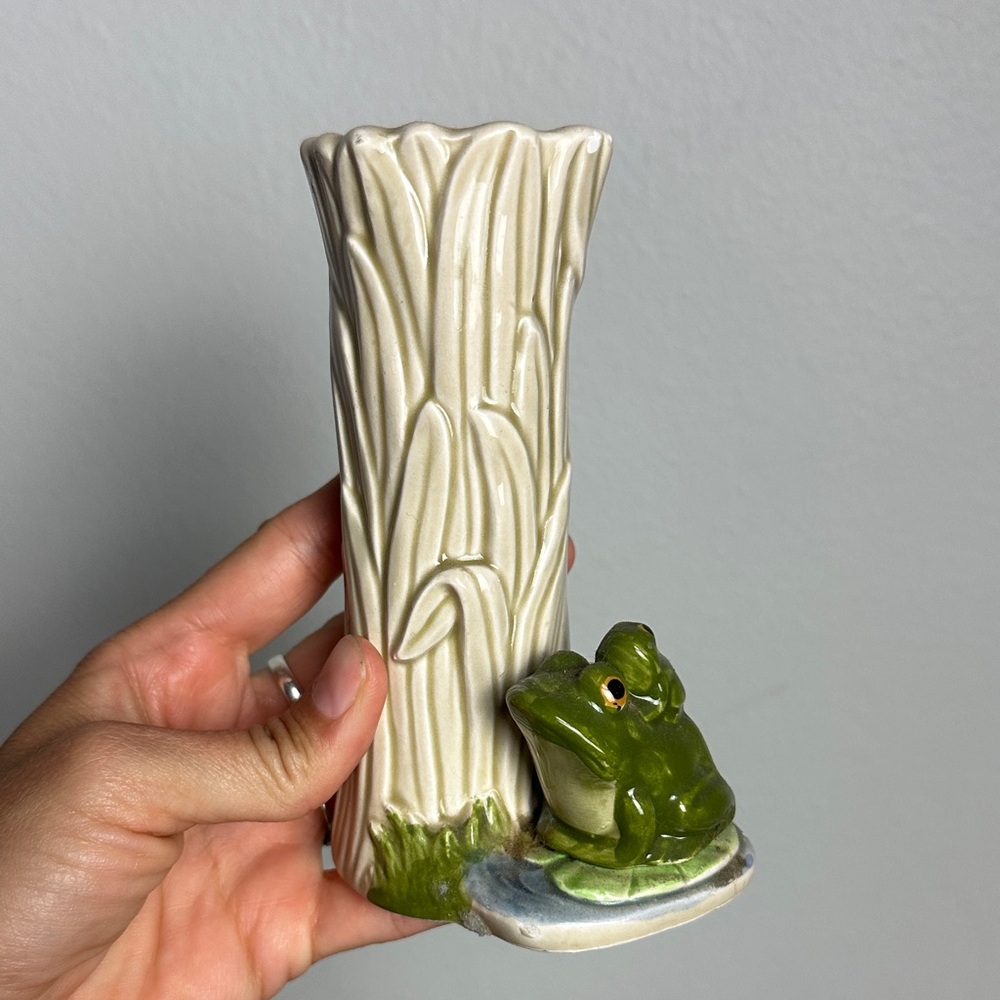 Vintage 1980s Otagiri Frog Vase